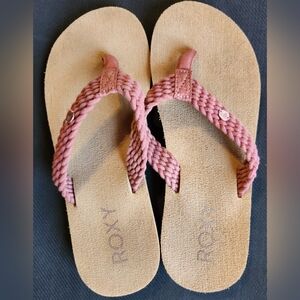 ROXY womans sandals size 8